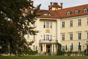 Гостиница Schloss Lübbenau  Люббенау/Шпревальд
